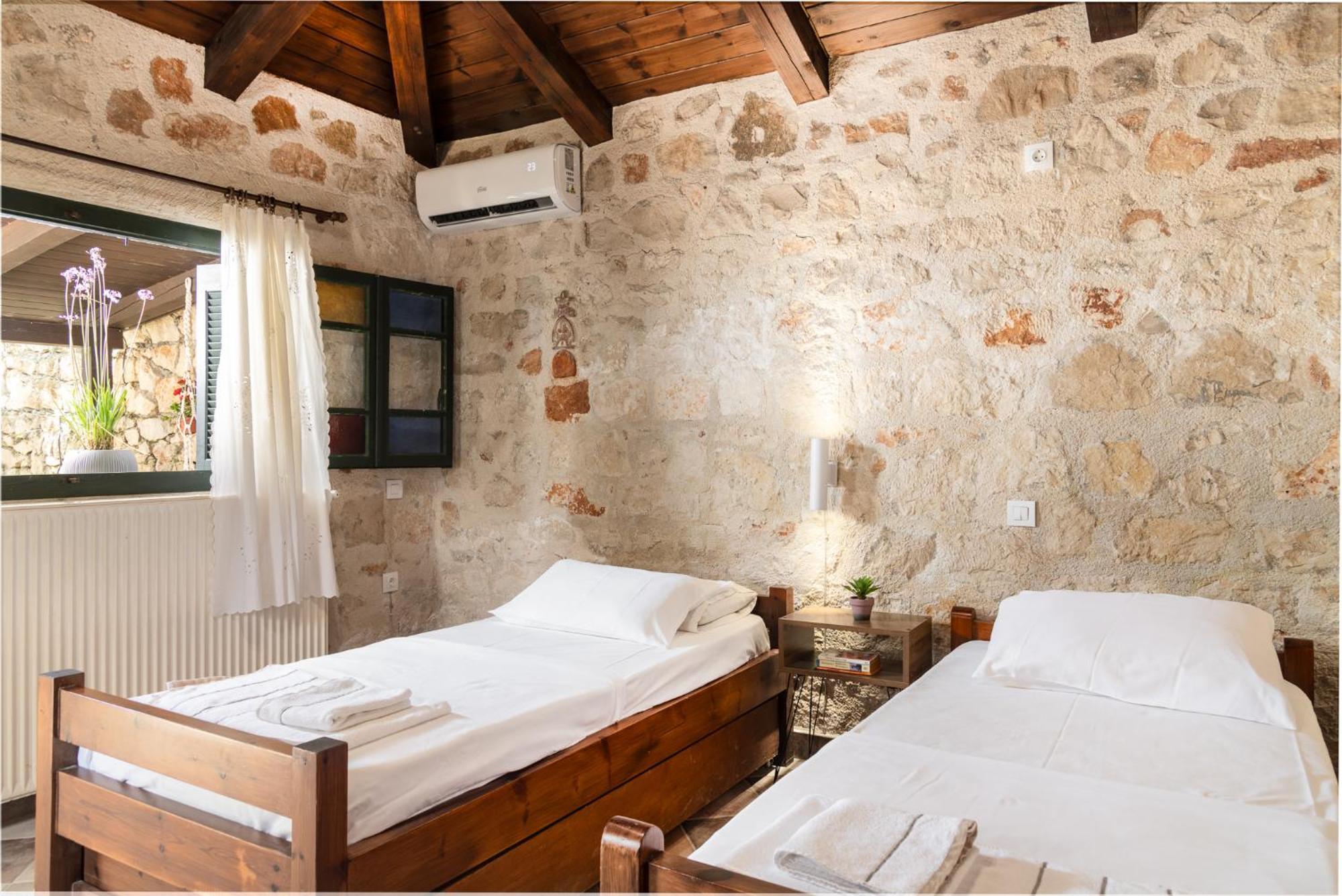 Orama Stone Apartments - Authentic Hospitality In A Historical Location, By Zantewize ห้อง รูปภาพ