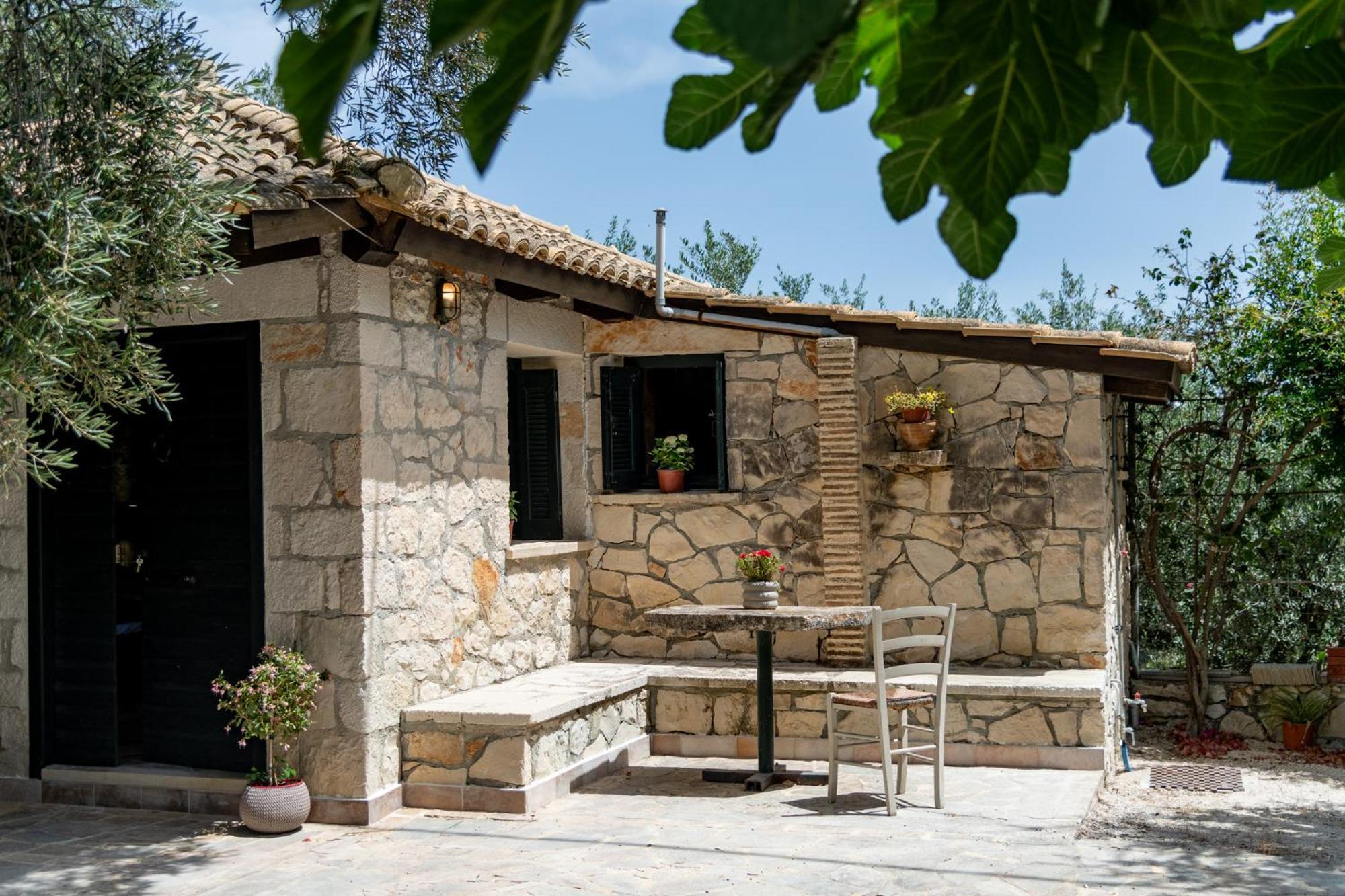 Orama Stone Apartments - Authentic Hospitality In A Historical Location, By Zantewize ภายนอก รูปภาพ