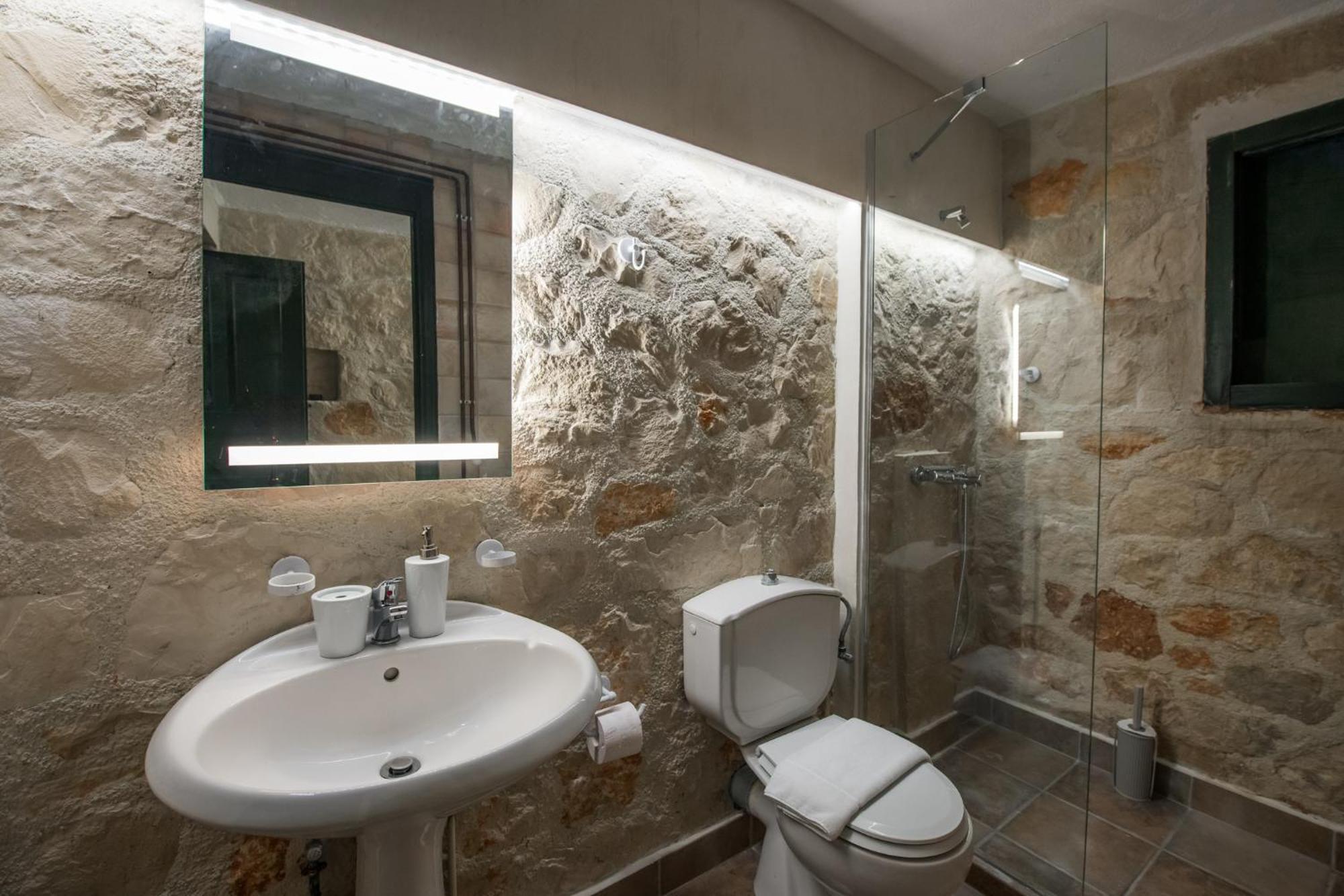 Orama Stone Apartments - Authentic Hospitality In A Historical Location, By Zantewize ห้อง รูปภาพ