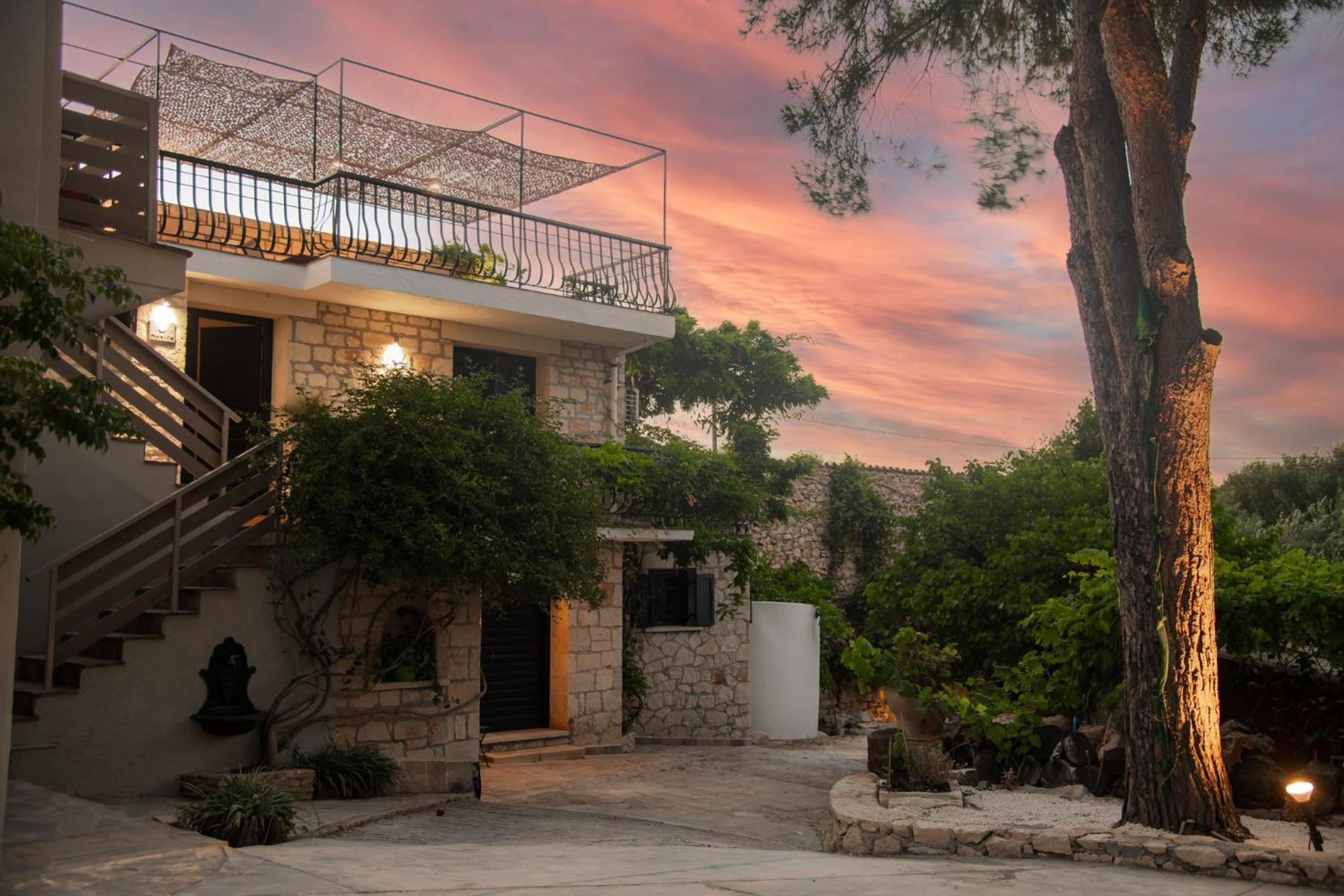 Orama Stone Apartments - Authentic Hospitality In A Historical Location, By Zantewize ภายนอก รูปภาพ